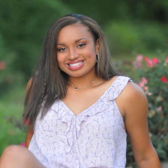 Meet your Posher, Taiya - Picture 1 of 1